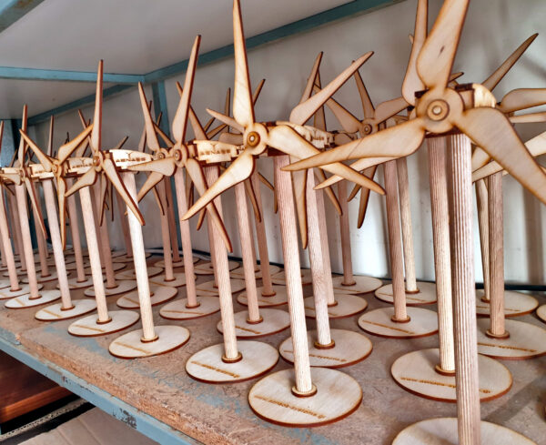 Wooden Miniature Wind Turbine Aenaos Gadgets