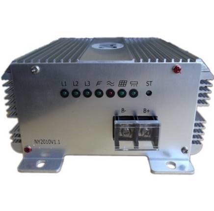 Hybrid Solar Charger Controller NY12-737191 12V Hybrid Charge Controllers (PV & WIND GENERATOR)